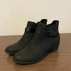 Madden Girl Leather Ankle Booties. Size 7.5. Black with small belt detail.